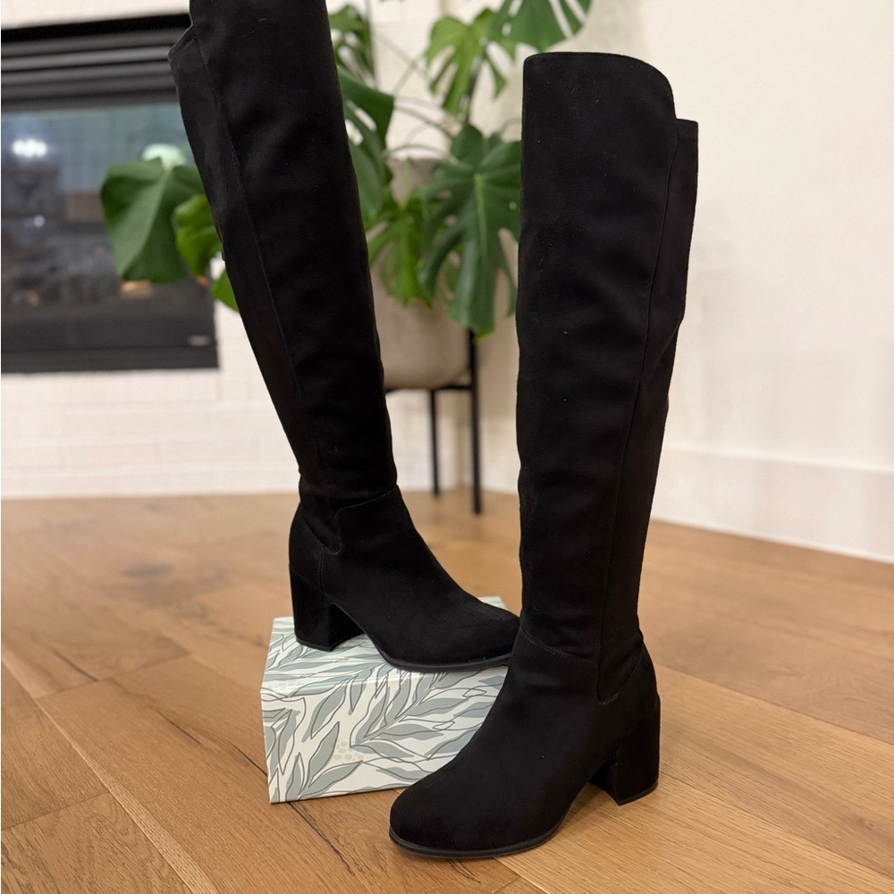 Comfy Black Over the Knee Women's Boots